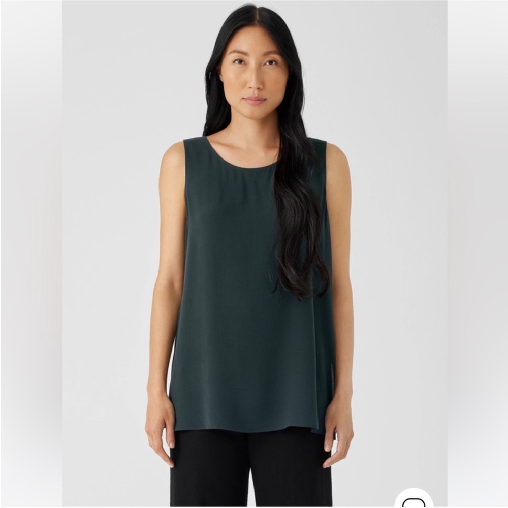 NWT Eileen Fisher
Silk Georgette Crepe Boat Neck Sleeveless Long Shell